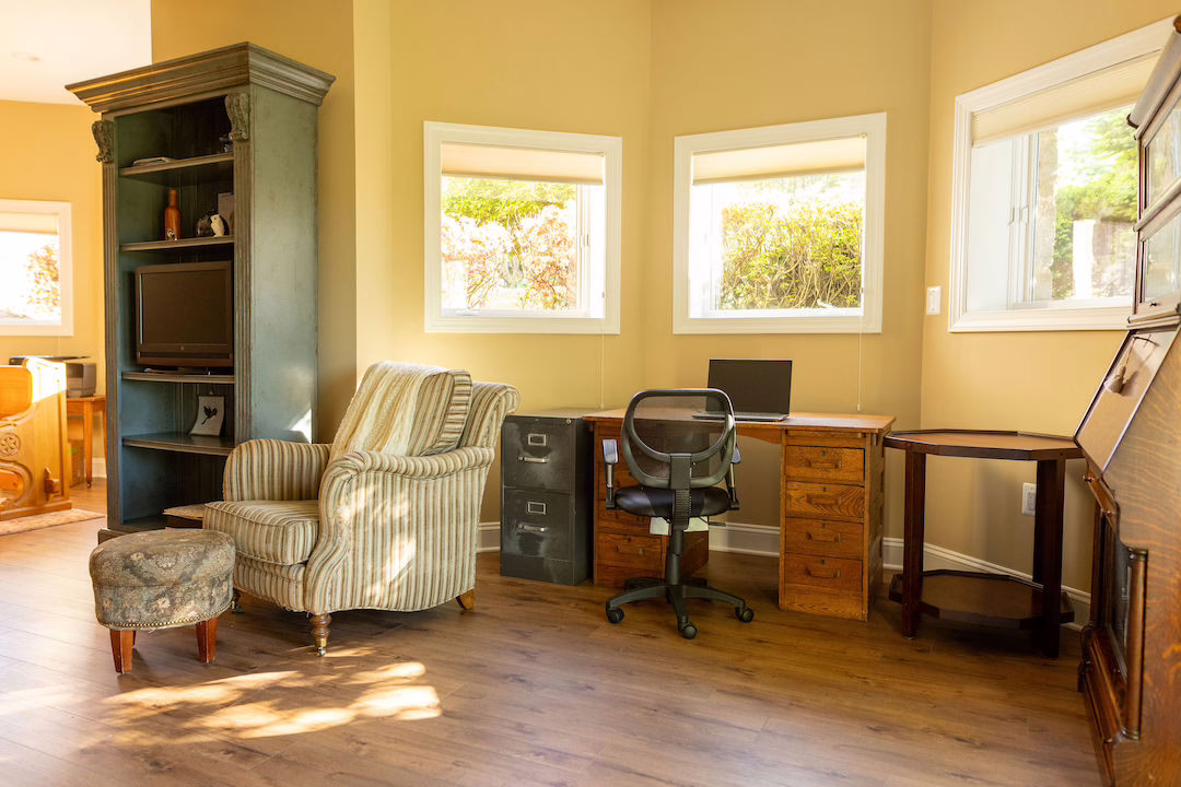 In-law Suite with Residential Elevator 8 Groo In Law Suite working area, desk